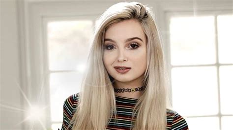 Lexi Lore Wiki, Biography, Age, Height, Weight, Boyfriend, Net worth